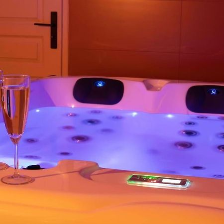 Suite & Spa Privatif Domaine Des Demoiselles Hauteville  Exterior foto
